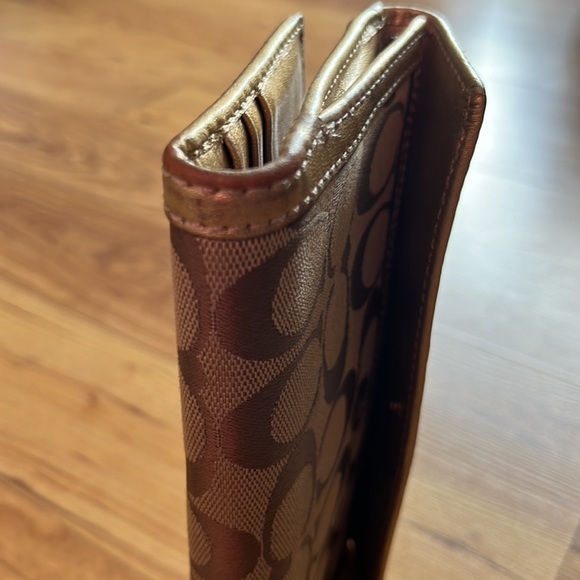 Wallet - Picture 15 of 16